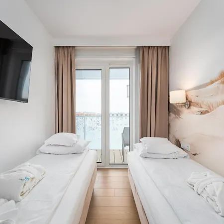 Polanki Aqua 3-pokojowy -premium- Family - Baseny, Wellness I Blisko Morza Garage & Pool Access Apartman