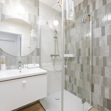 Polanki Aqua 3-pokojowy -premium- Family - Baseny, Wellness I Blisko Morza Garage & Pool Access Apartman *