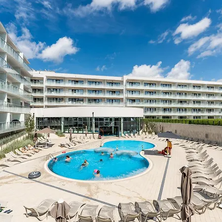 Apartman Polanki Aqua 3-pokojowy -premium- Family - Baseny, Wellness I Blisko Morza Garage & Pool Access *