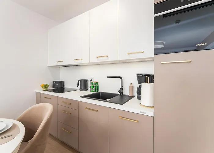 Daire Polanki Aqua 3-pokojowy -premium - Baseny, Wellness I Blisko Morza Garaz Kolobrzeg